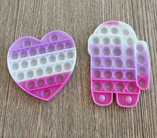 Load image into Gallery viewer, Robot or Heart Color Changing Pop It
